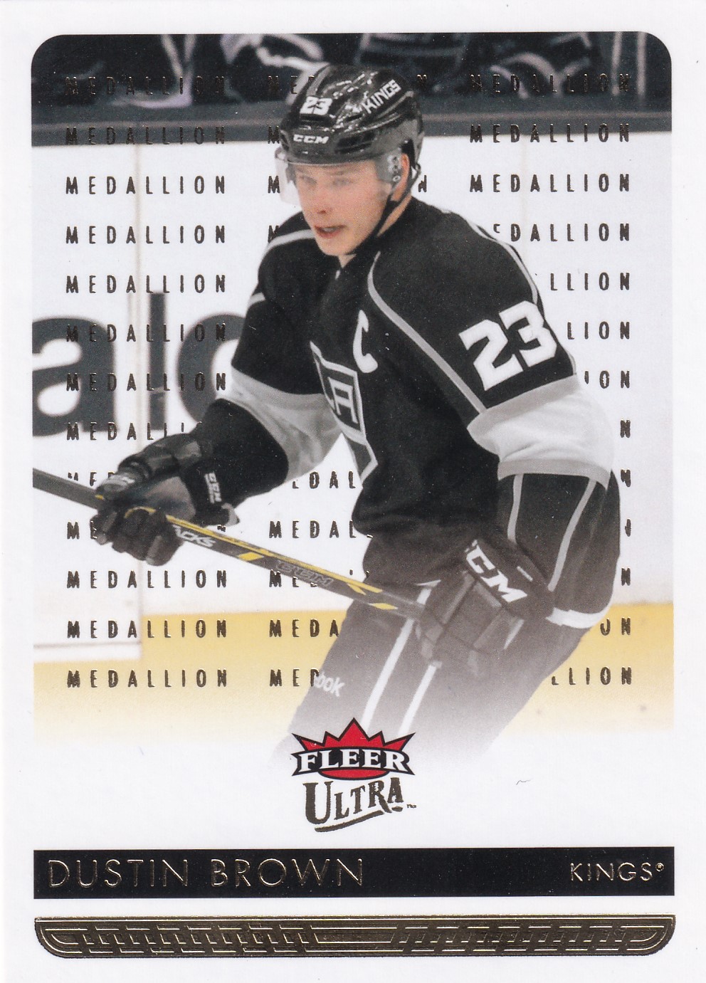 Dustin Brown - 2014/15 Fleer Ultra Hockey - Gold Medallion - #82