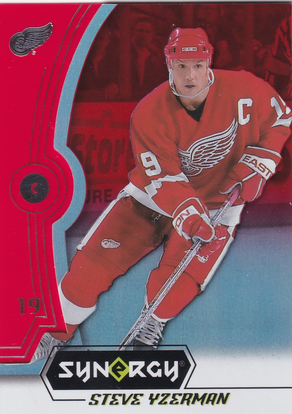Steve Yzerman - 2018/19 UD Synergy Hockey - Red - #32