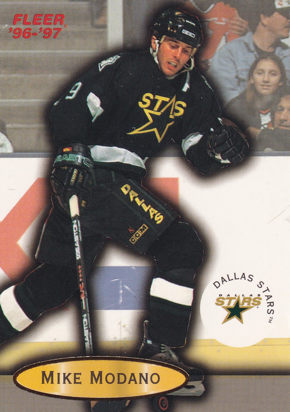 Mike Modano - 1996/97 Fleer - #27