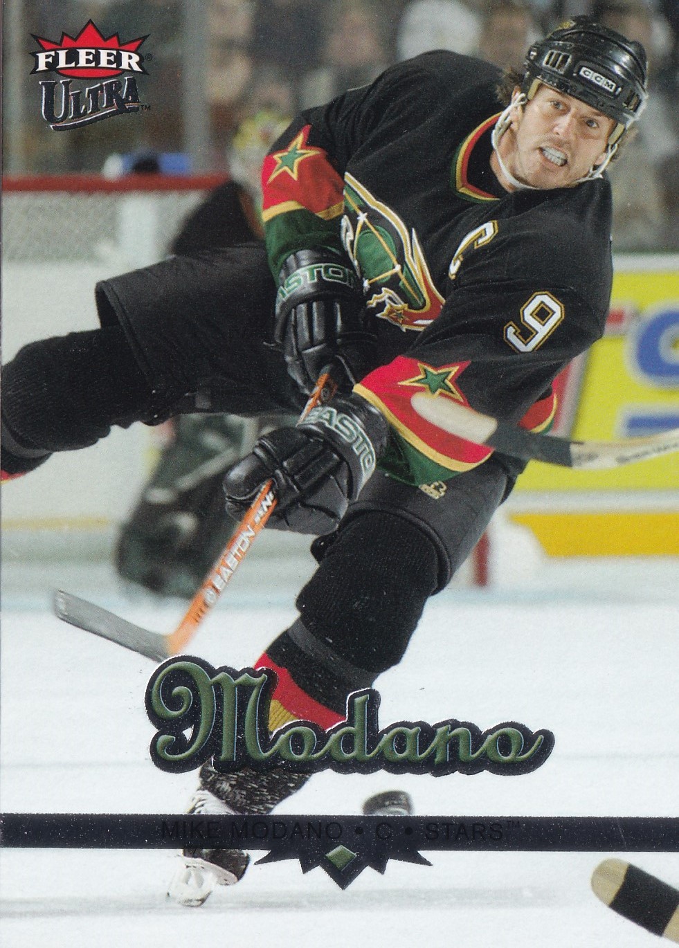 Mike Modano - 2005/06 Fleer Ultra - #68